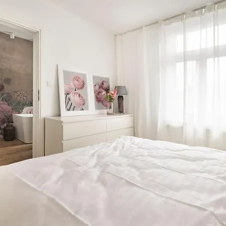 Sunny Apartment, Monte Cassino *