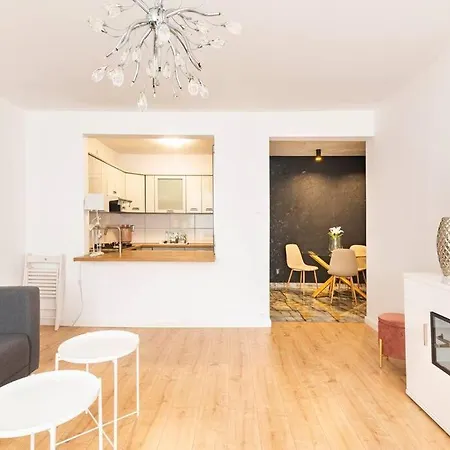 Sunny Apartment, Monte Cassino * Sopot